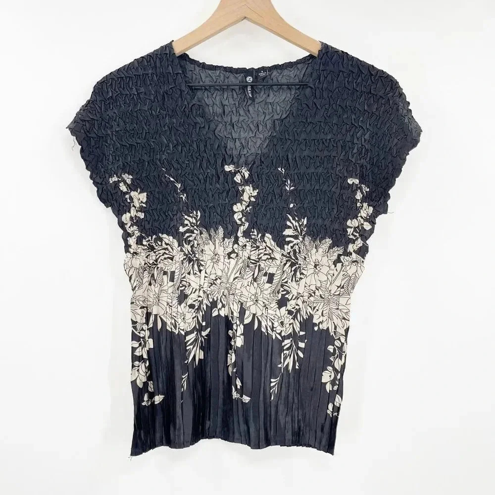 Milano Crinkled Floral Blouse Top Women's Size S Black Silky Short Sleeve